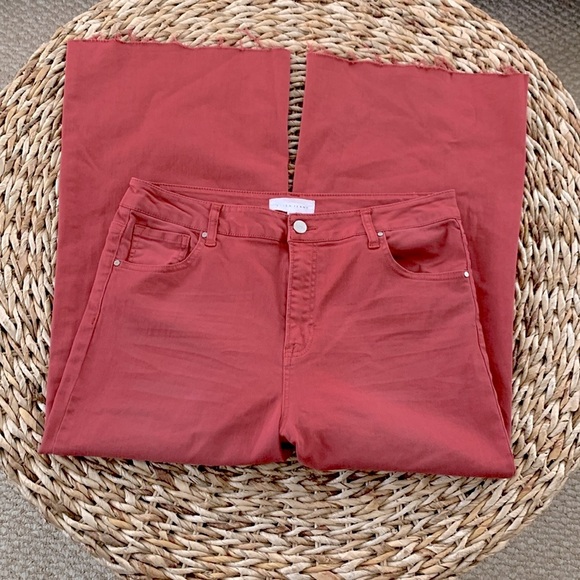 Risen Wide Leg Crop Jean - Picture 4 of 14